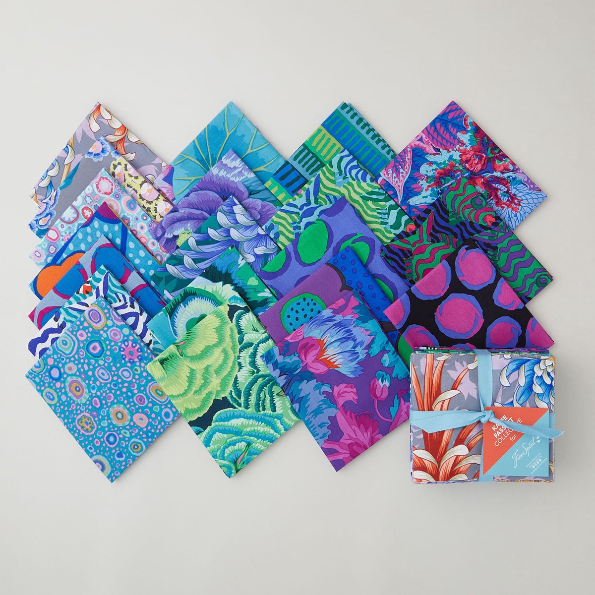 kaffe-fassett-collective-august-2025-cool-colorstory-fat-quarter-bundle