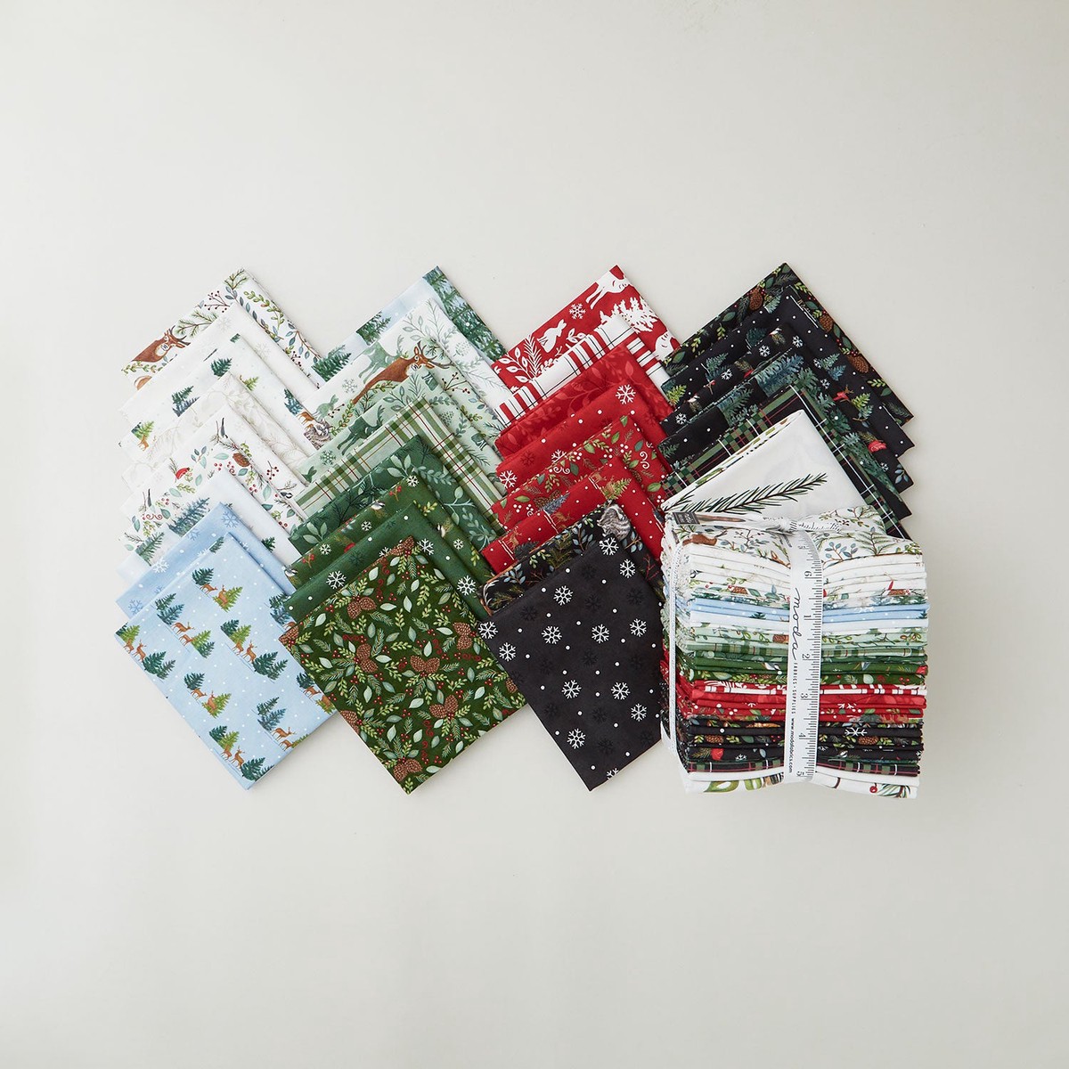 woodland-winter-fat-quarter-bundle