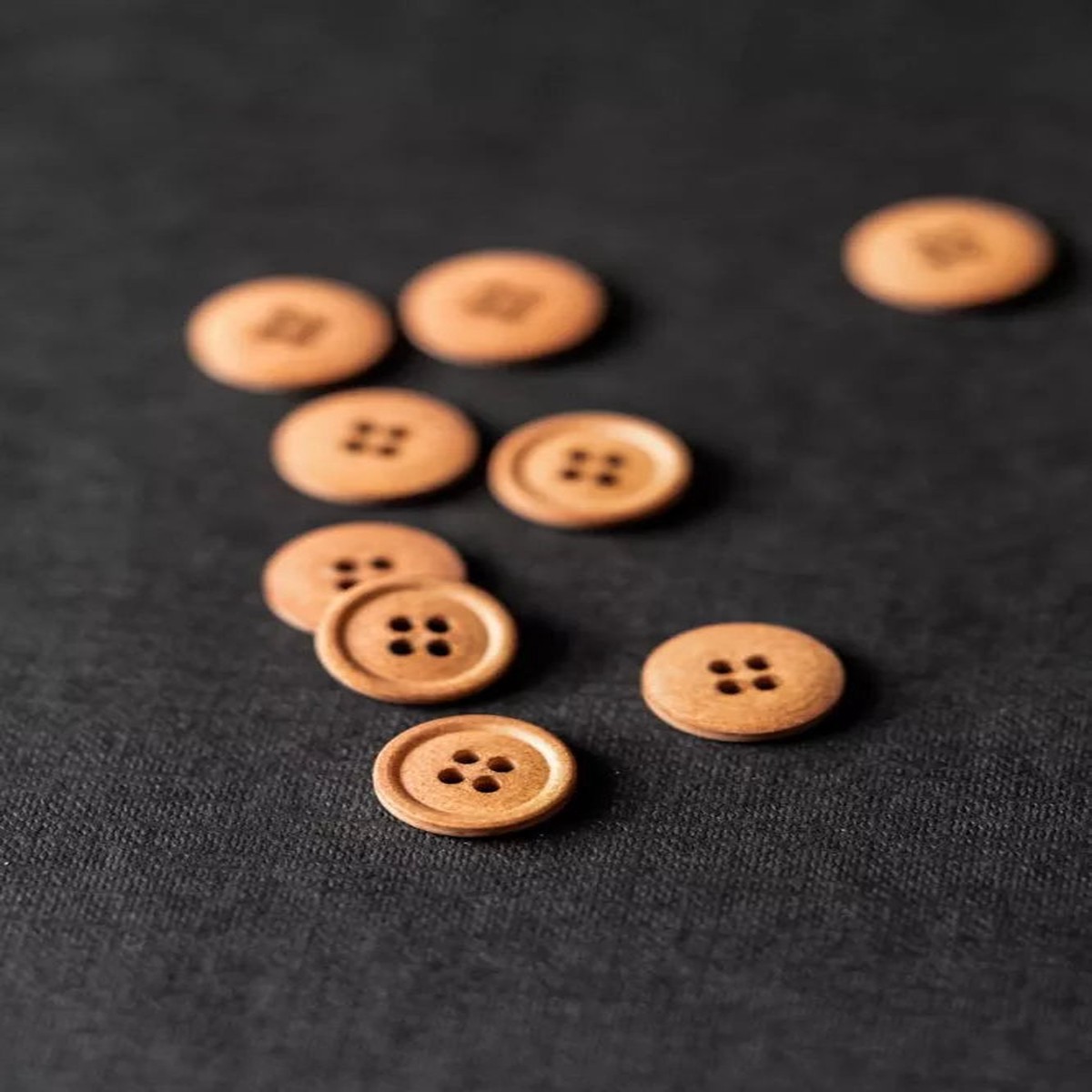merchant-mills-rusty-orange-cotton-button