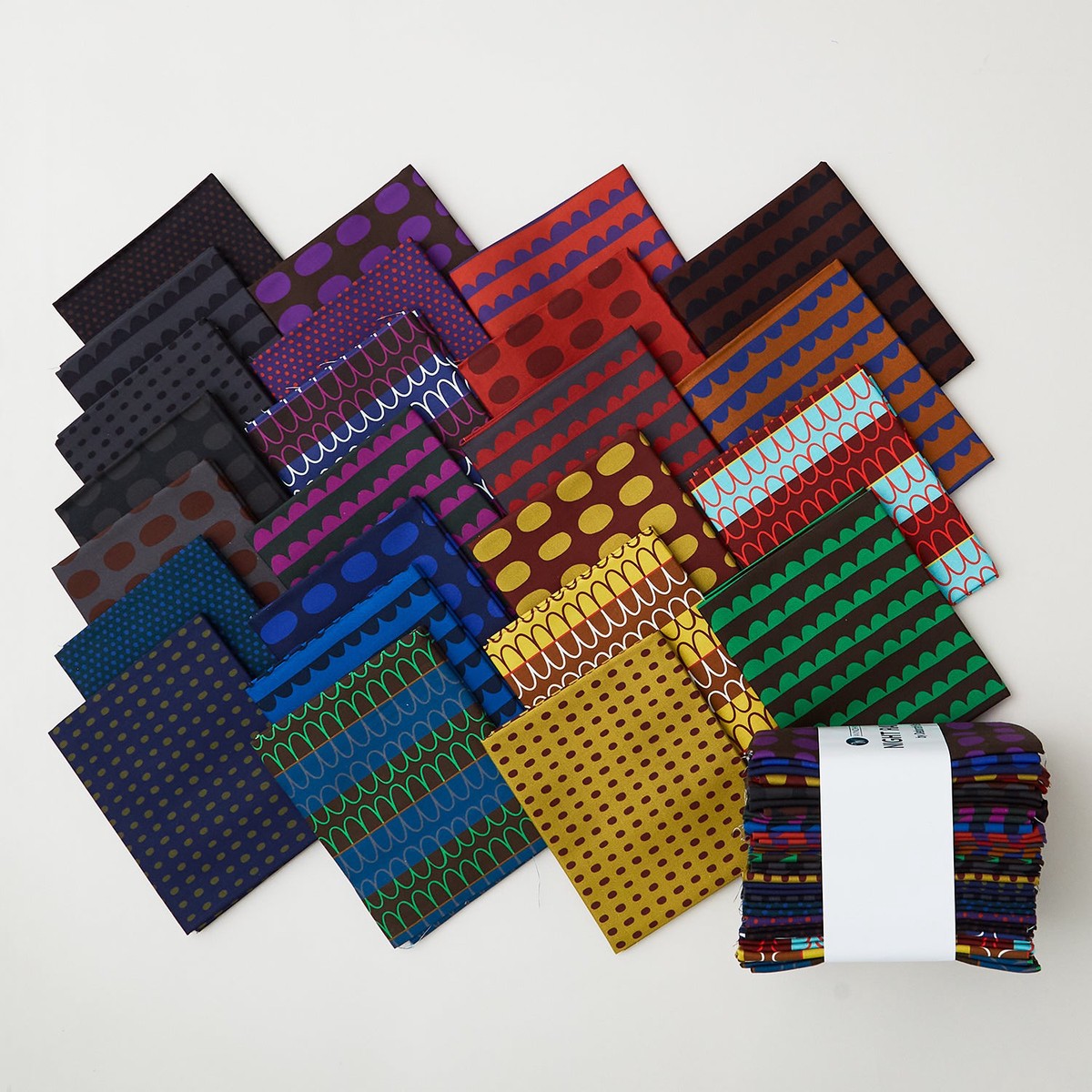 night-rainbow-fat-quarter-bundle
