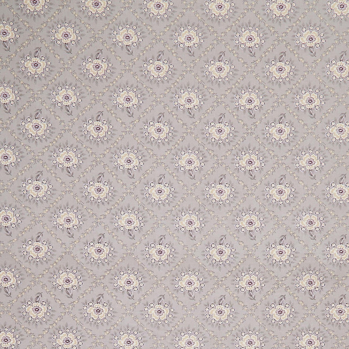 wildflower-cottage-trellis-dove-yardage