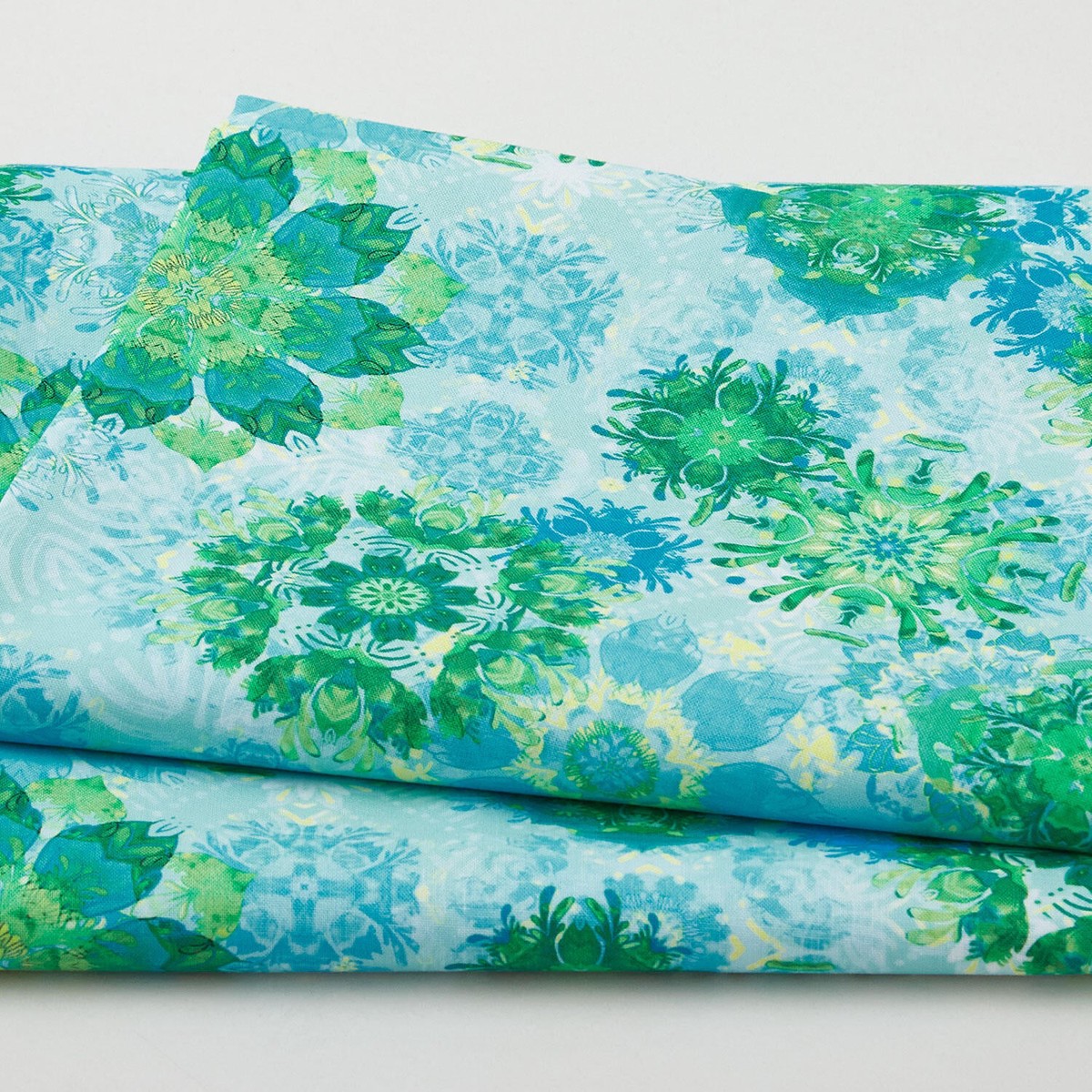 giverny-favorites-pond-medallion-2-yard-cut