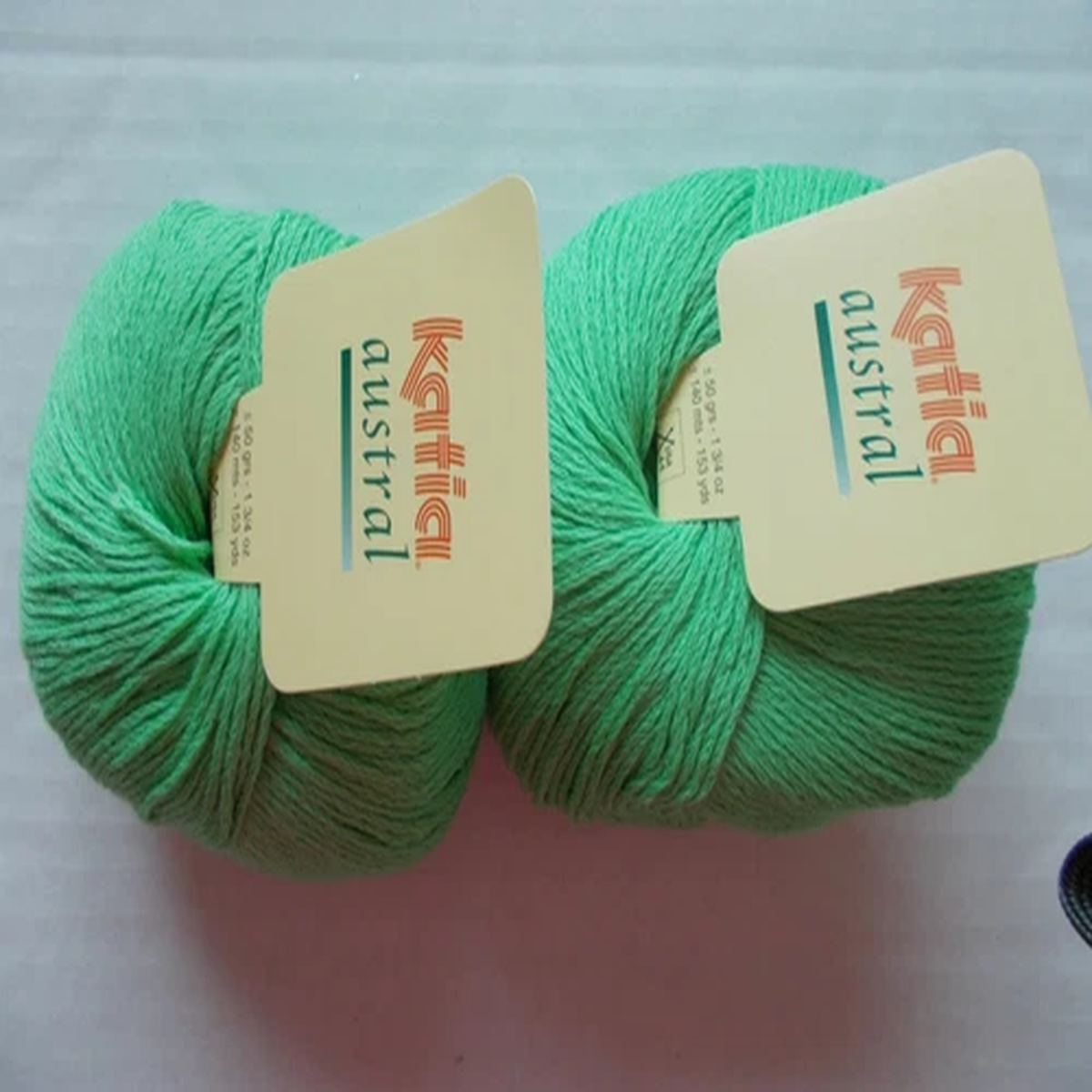 katia-austral-wool-blend-yarn-light-green-lot-of-2-153-yds-ea