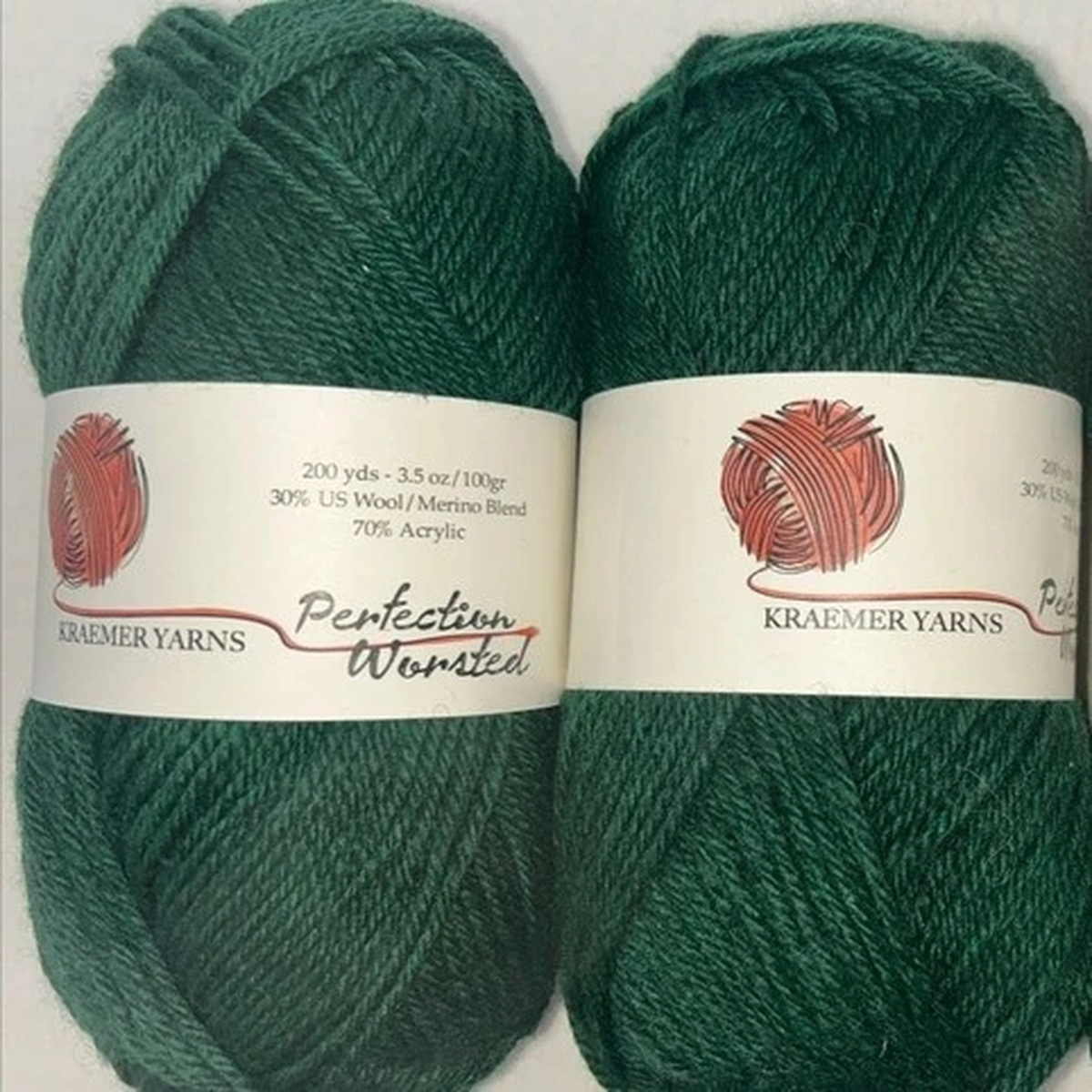 kraemer-yarns-perfection-worsted-2-skeins-holly-green-col-y-1569-lot-32622