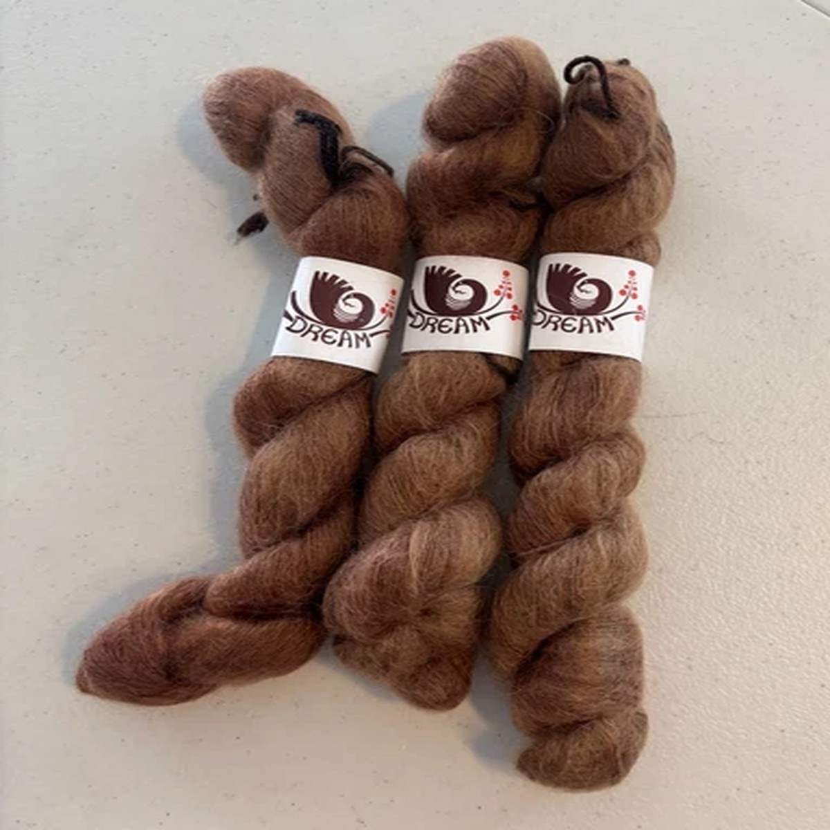 dream-in-color-billy-kid-silk-yarn-mohair-silk-almond-brown