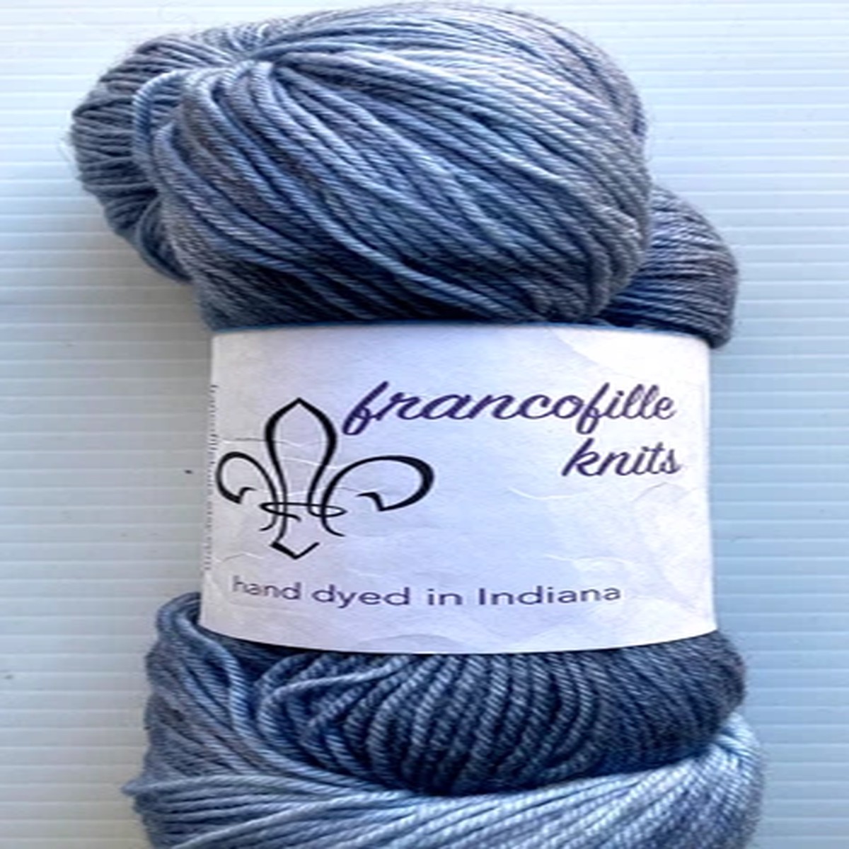 skein-francofille-knits-100-polwarth-sheep-wool-fingering-yarn-slate-blue-437-y
