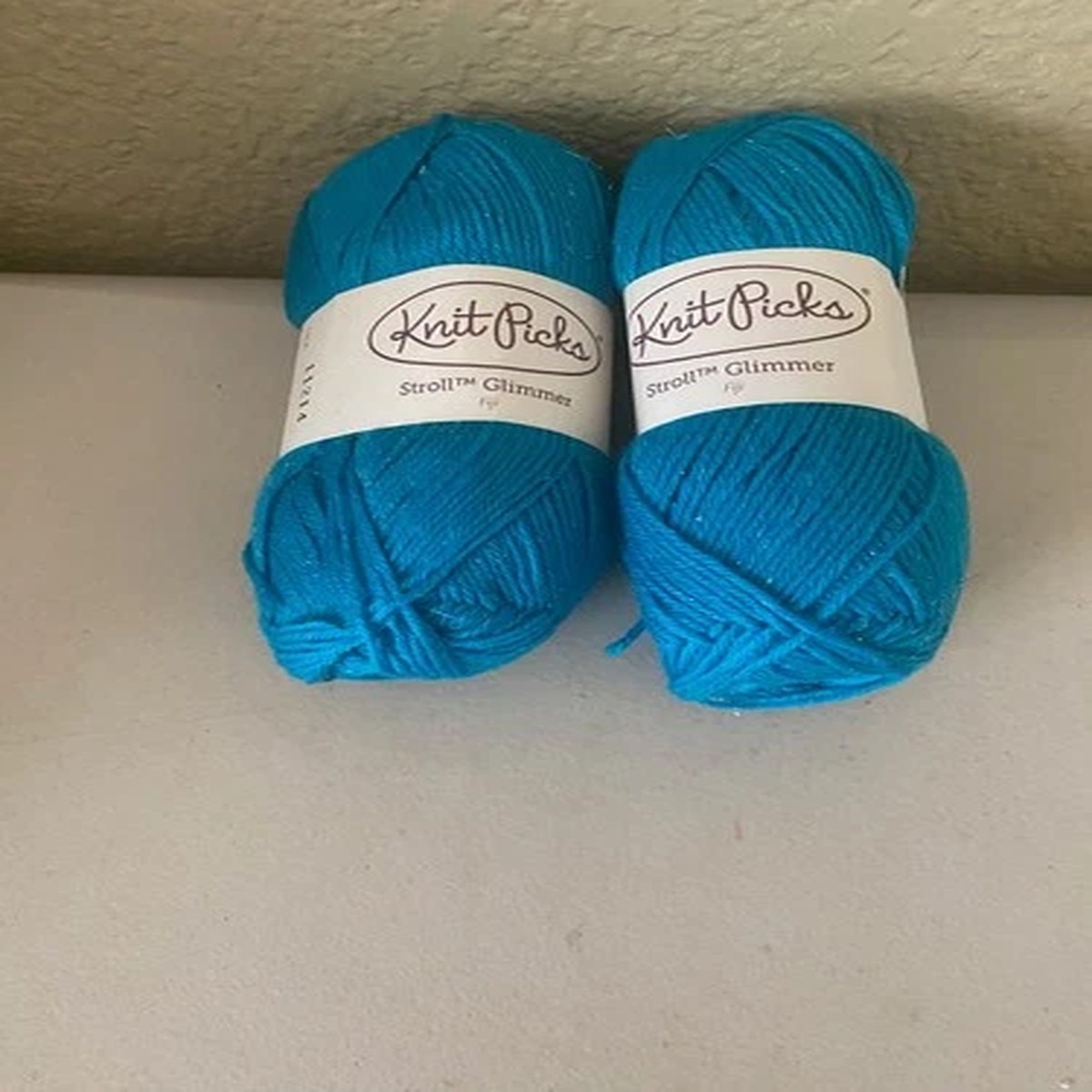 2-new-knit-picks-stroll-yarn-fiji-merino-wool-231-yrds-each