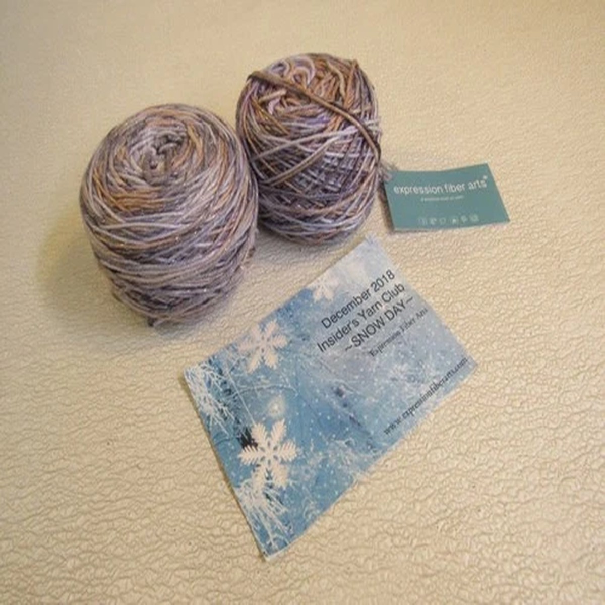 expression-fiber-arts-sparkle-dk-yarn-2-balls-275-yards-each-gray-blue-mauve