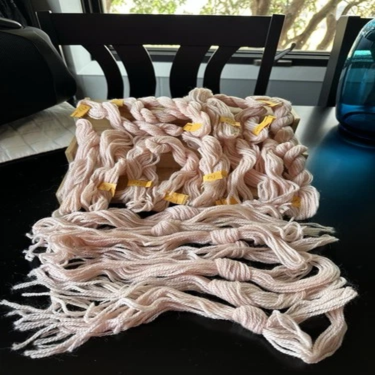 lot-of-light-peach-crewel-embroidery-yarn-3-ply-wool-837-total-of-4-4-ounces