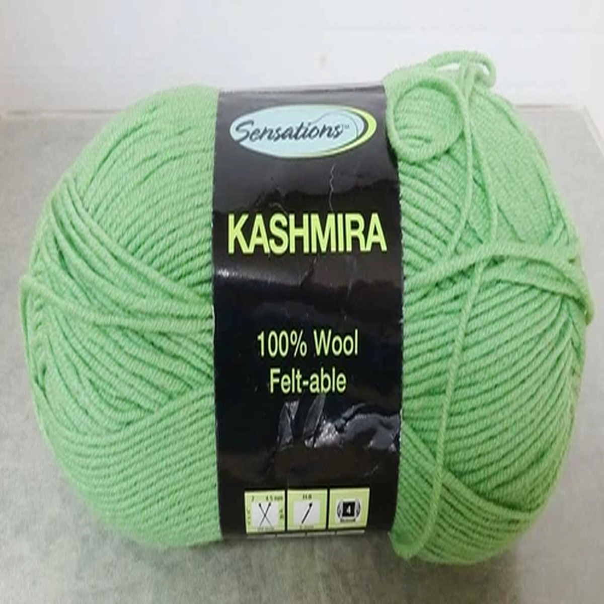 sensations-3-5-oz-kashmira-100-wool-felt-able-yarn-green-43095