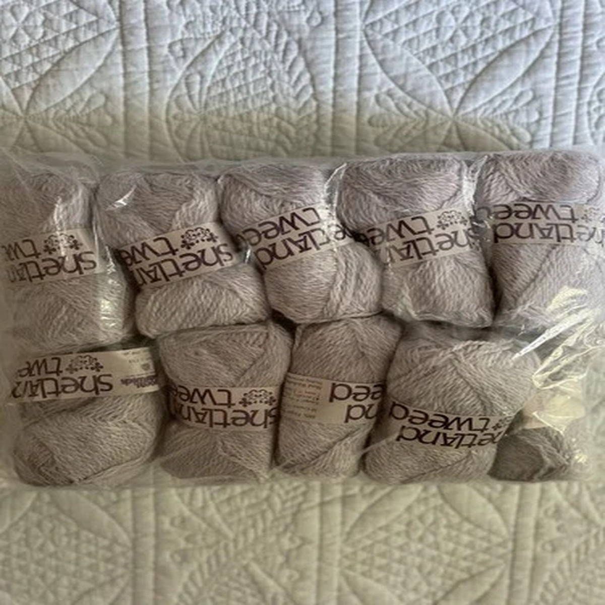 brunswick-yarns-vintage-shetland-tweed-100-wool-50-grams-1-75oz-yarn-lot-10ct