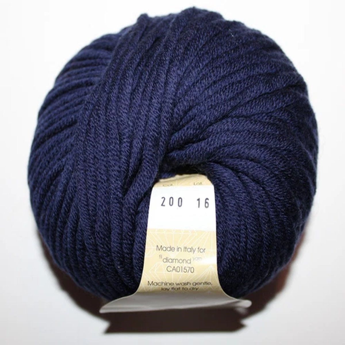diamond-luxury-mega-merino-yarn-100-merino-wool-col-200-blue-100gr-90m