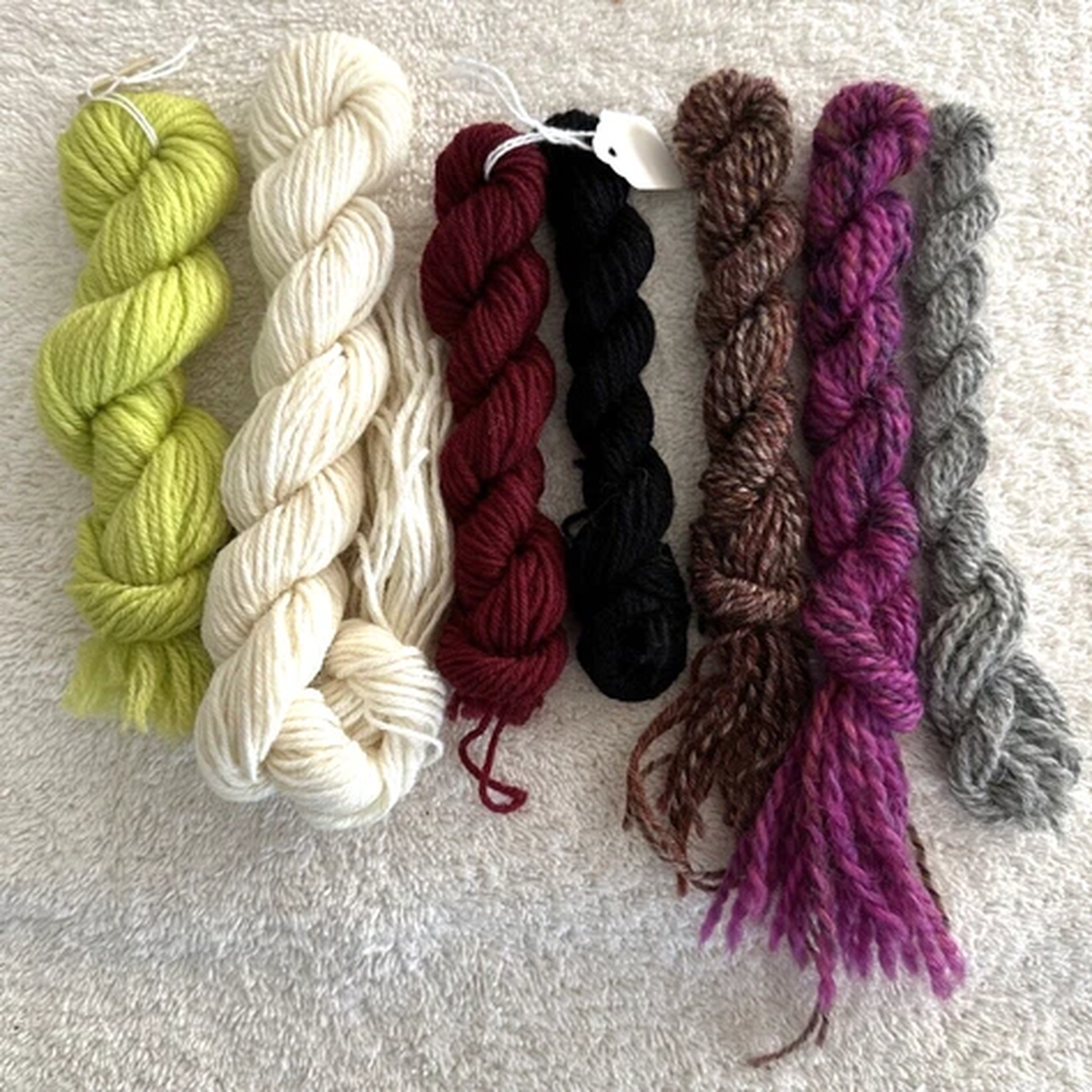 unbranded-needlepoint-crewel-wool-yarn-7-hanks-assorted-colors-and-weights