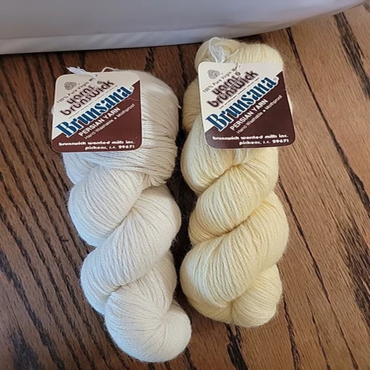 vntg-brunswick-brunsana-persian-100-virgin-wool-yarn-4-oz-cream-114g-knit-new