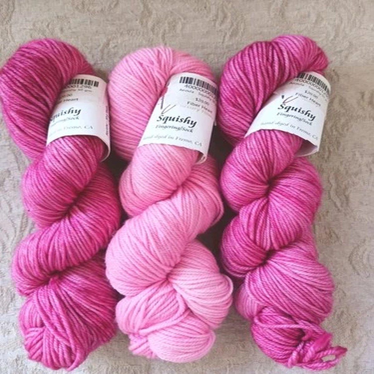 anzula-hand-dyed-yarn-squishy-merino-cashmere-nylon-3-50-grams-sks-pink-lt-dark