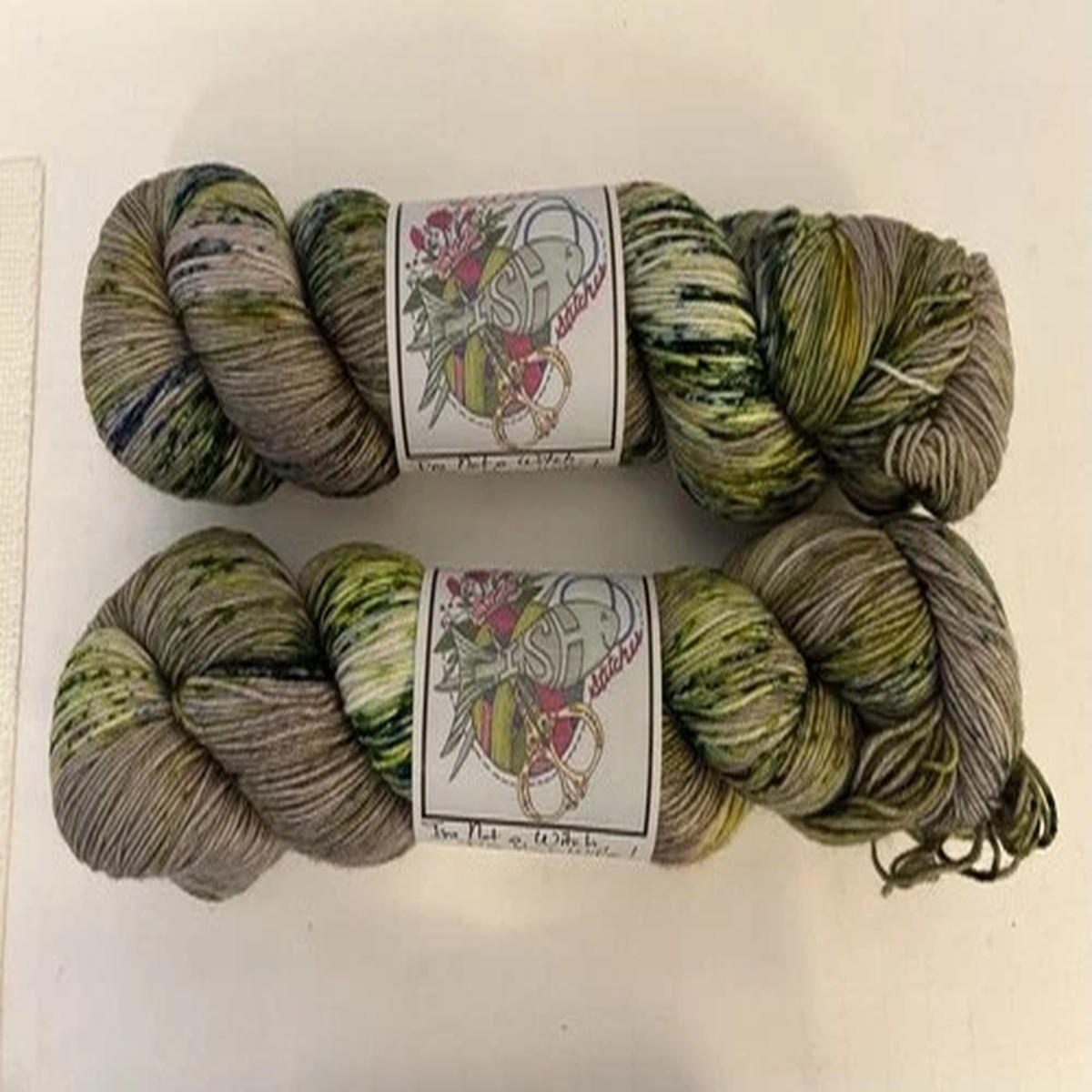 little-fish-stitches-superwash-merino-yarn