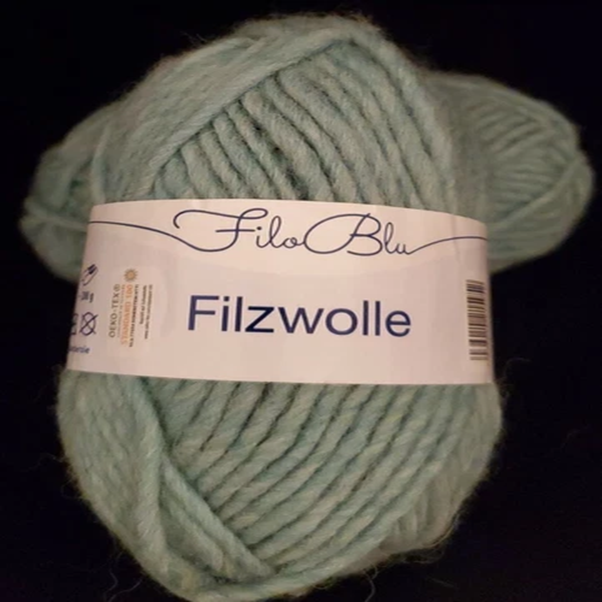 2-skeins-balls-of-fillo-blu-filzwolle-felting-wool-yarn-color-205-mint-green
