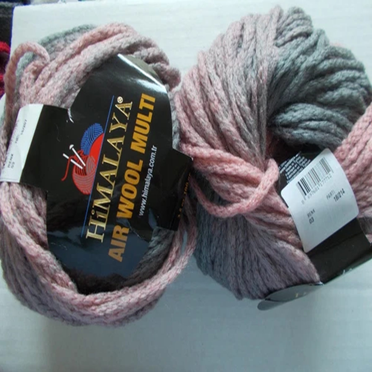 himalaya-air-wool-multi-bulky-wool-blend-yarn-pink-gray-lot-of-2-170-yds-ea
