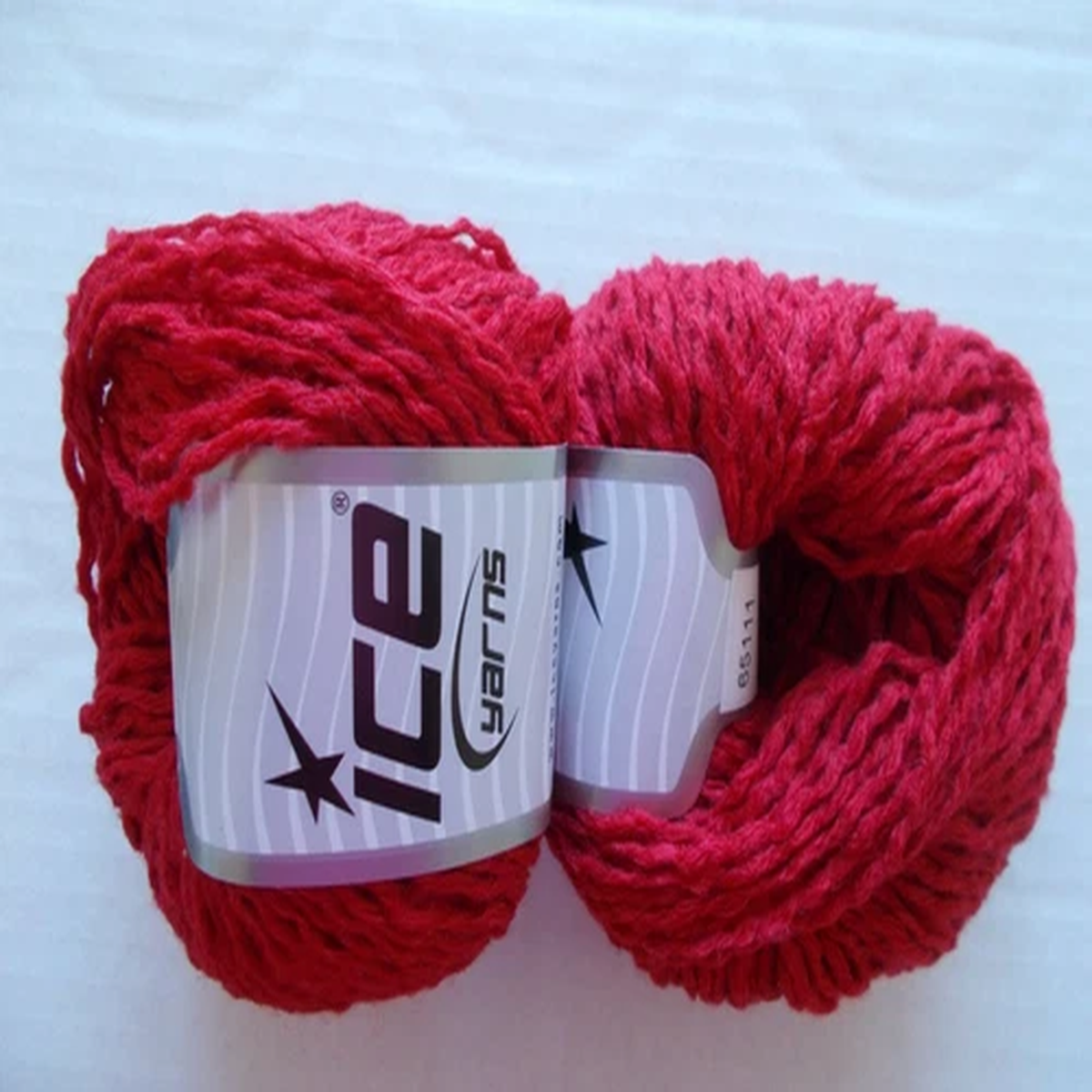 ice-yarns-winter-wool-blend-yarn-red-lot-of-2-110-yds-each