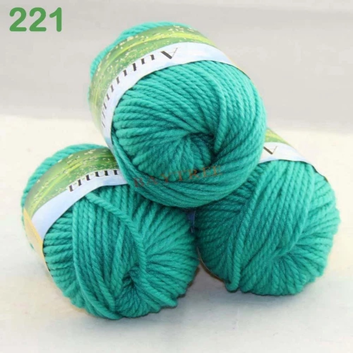 sale-3x50gr-skeins-worsted-wool-silk-hand-knitting-yarn-kelly-green-221