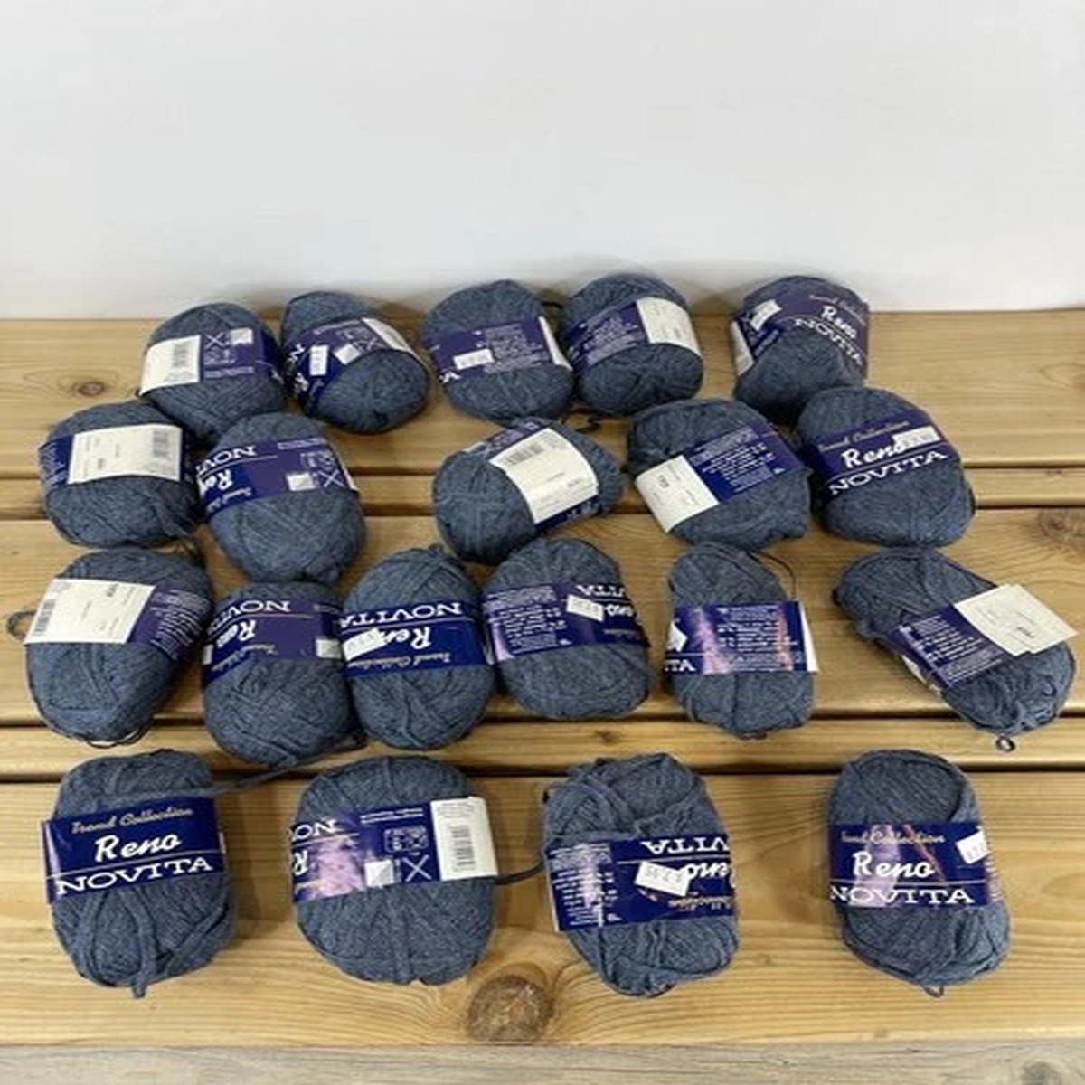 novita-reno-yarn-lot-20-skeins-60-viscose-wool-blend-blue