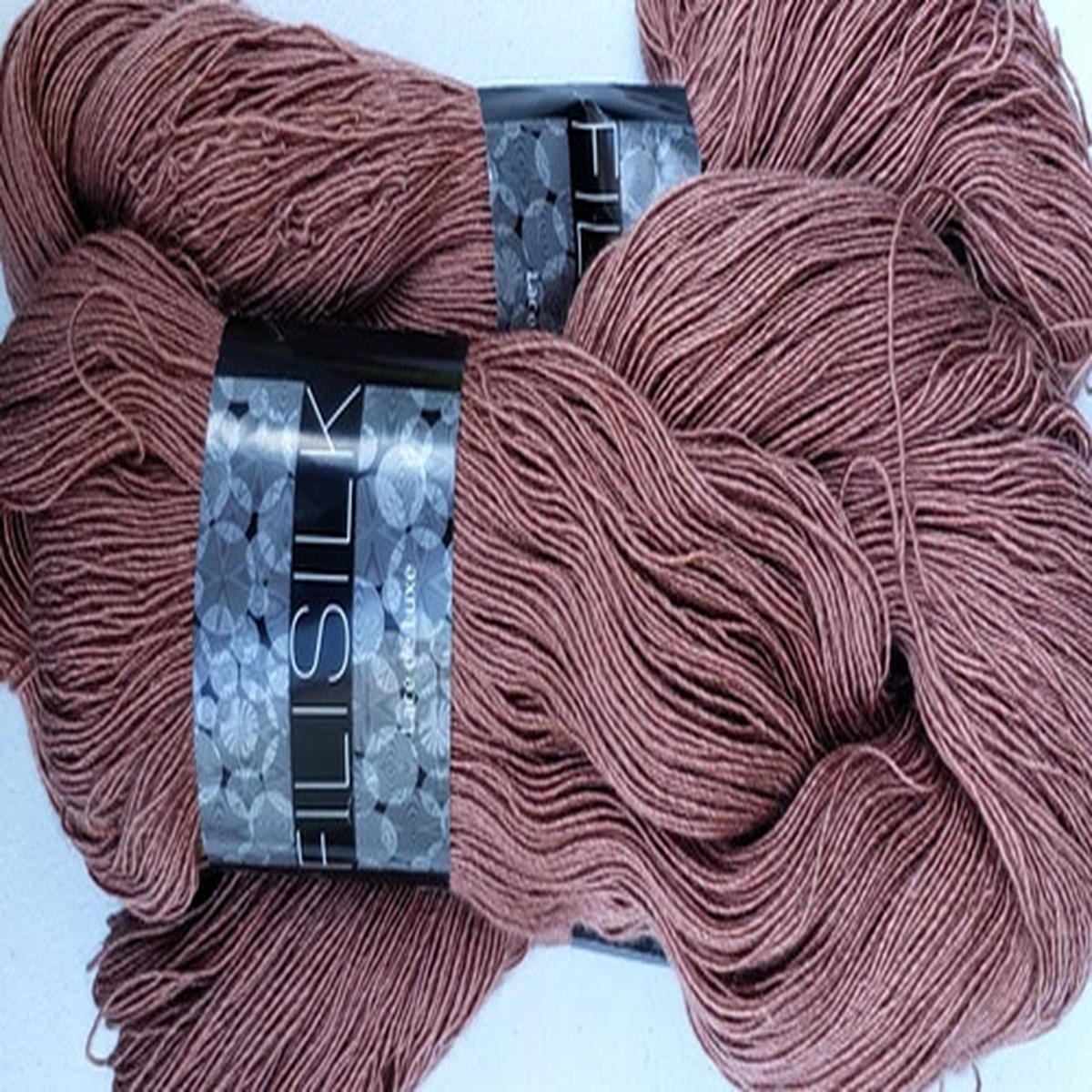 zitron-filisilk-wool-silk-lace-blend-single-ply-assorted-colors-single-skein