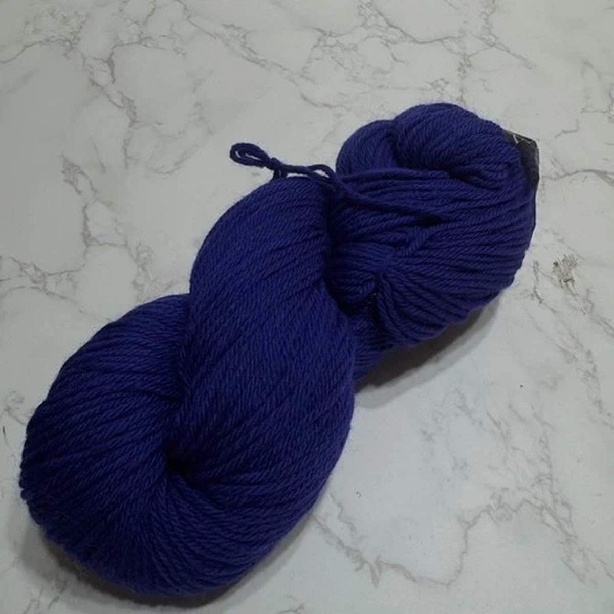 cascade-220-peruvian-highland-wool-yarn-100g-220yds-royal-blue-8887-worsted