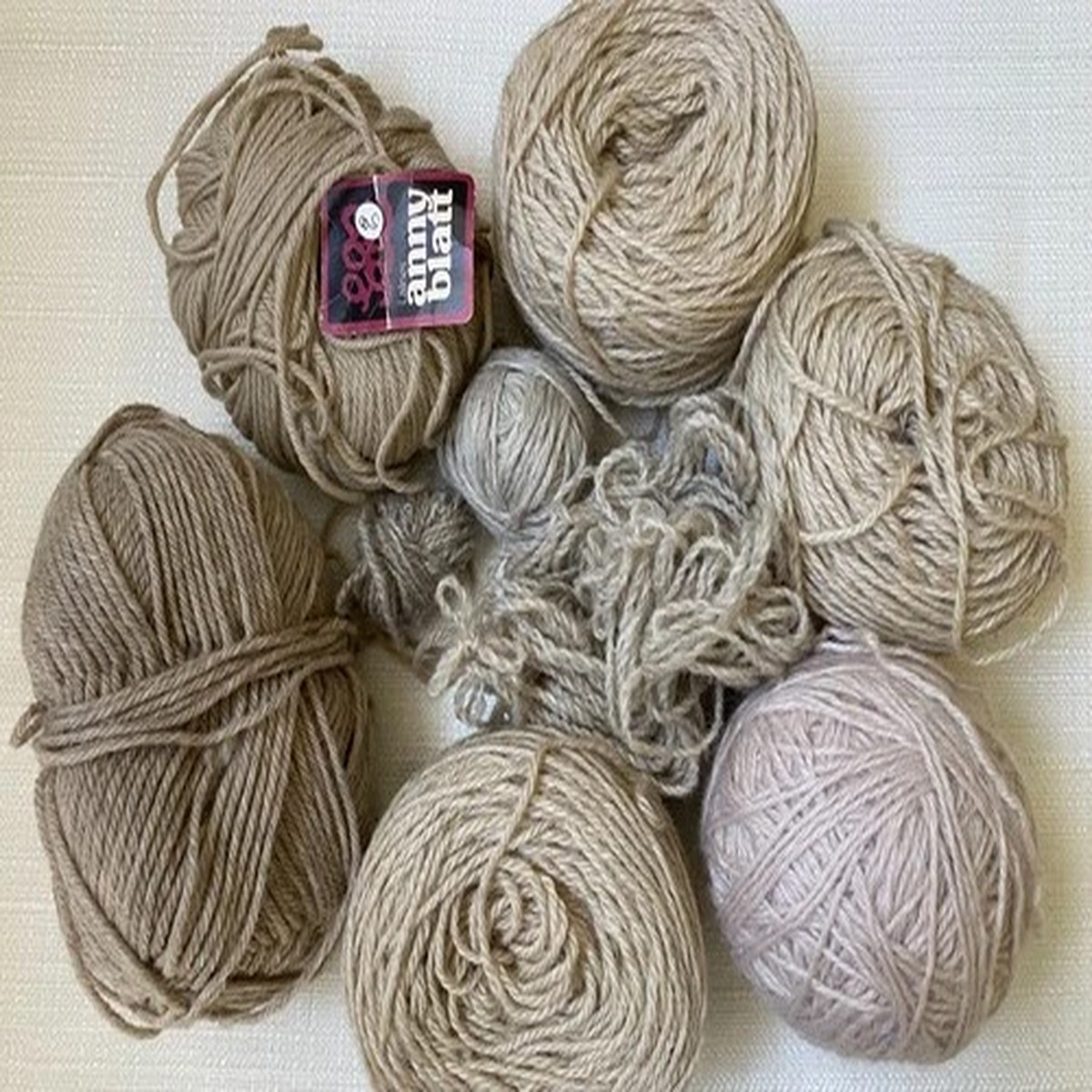 lot-of-leftovers-100-undyed-wool-yarn-in-shades-of-grey-over-1-lb