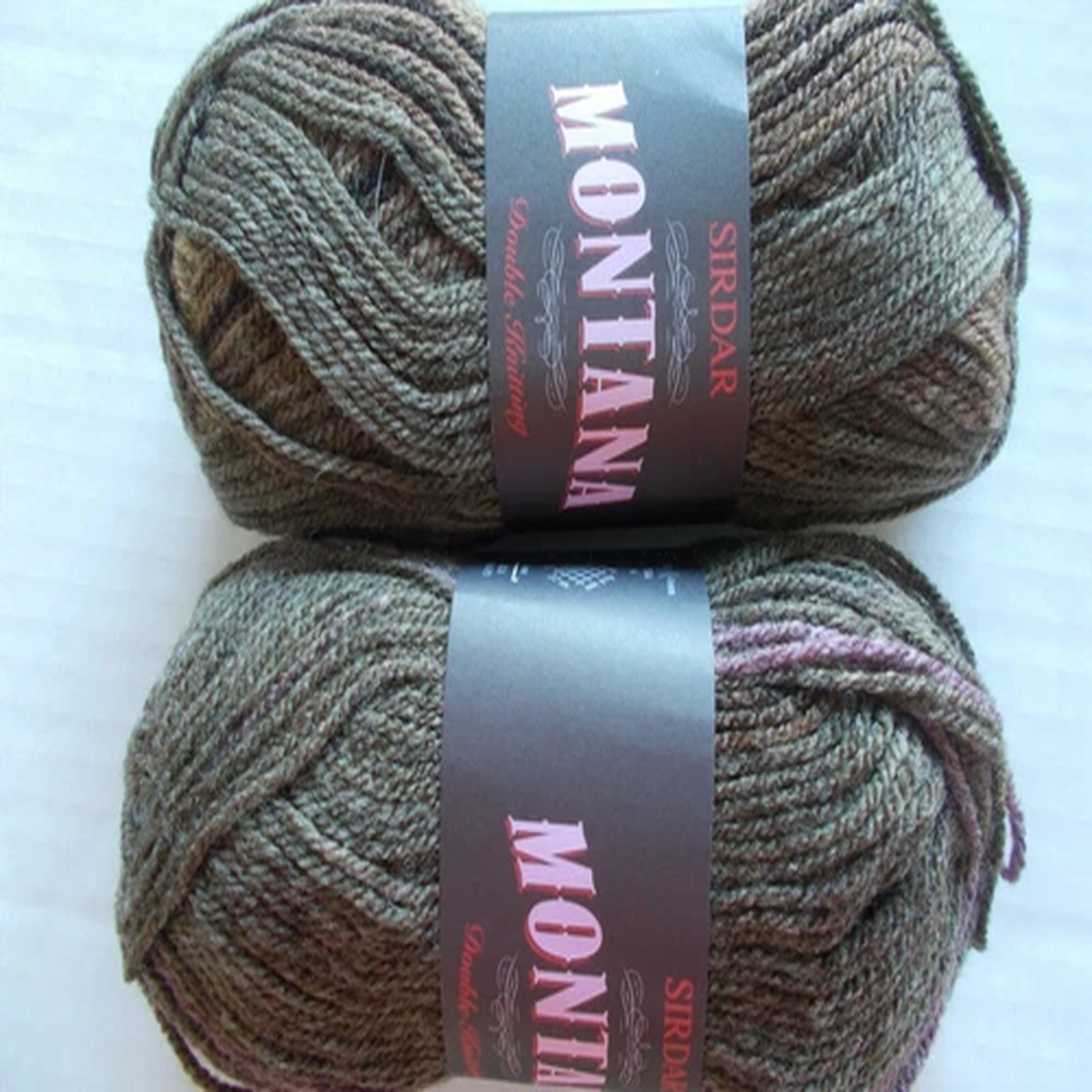 sirdar-montana-wool-blend-dk-yarn-hideaway-lot-of-2-164-yds-ea