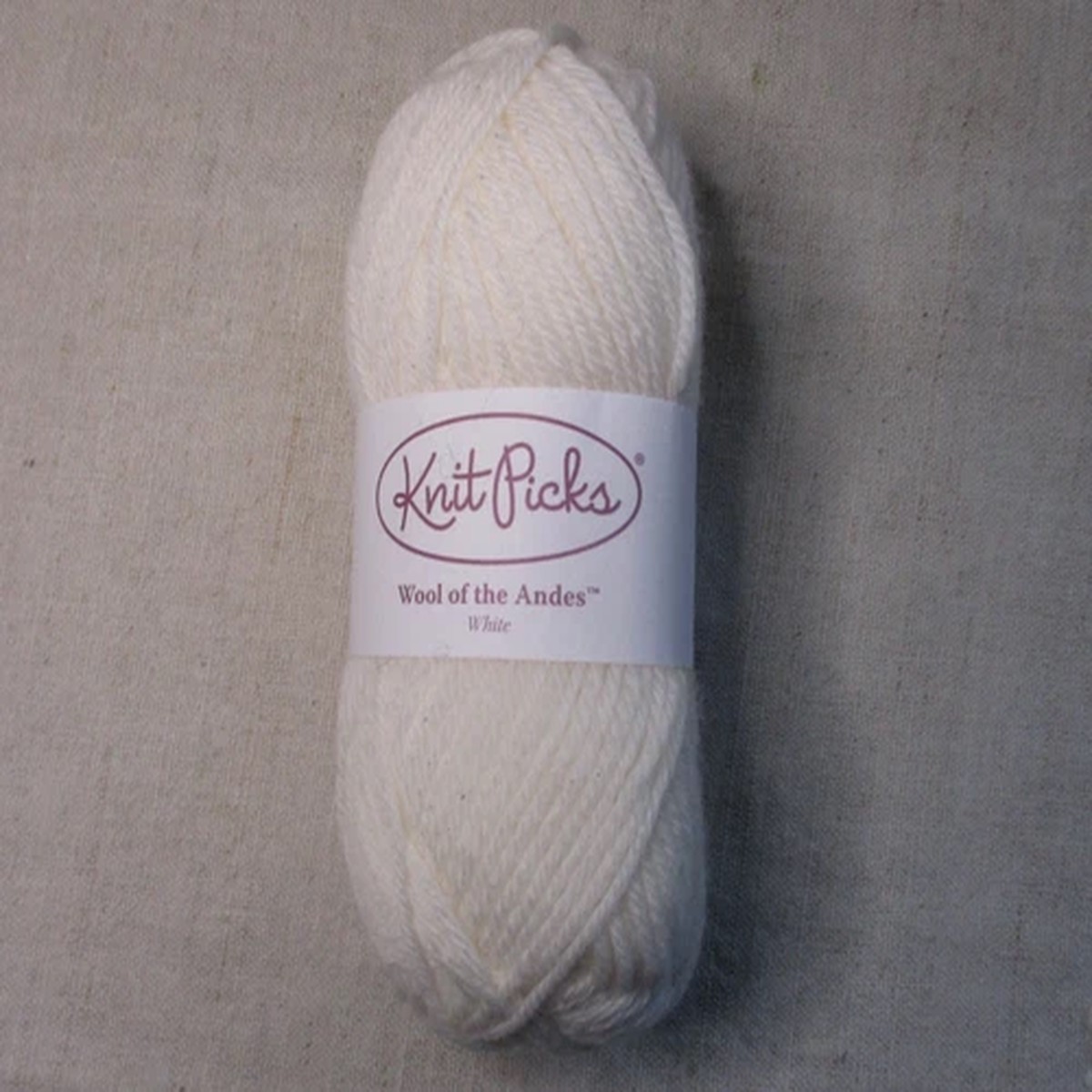 knit-picks-wool-of-the-andes-white-50-g-110-yd-100-peruvian-highland-wool
