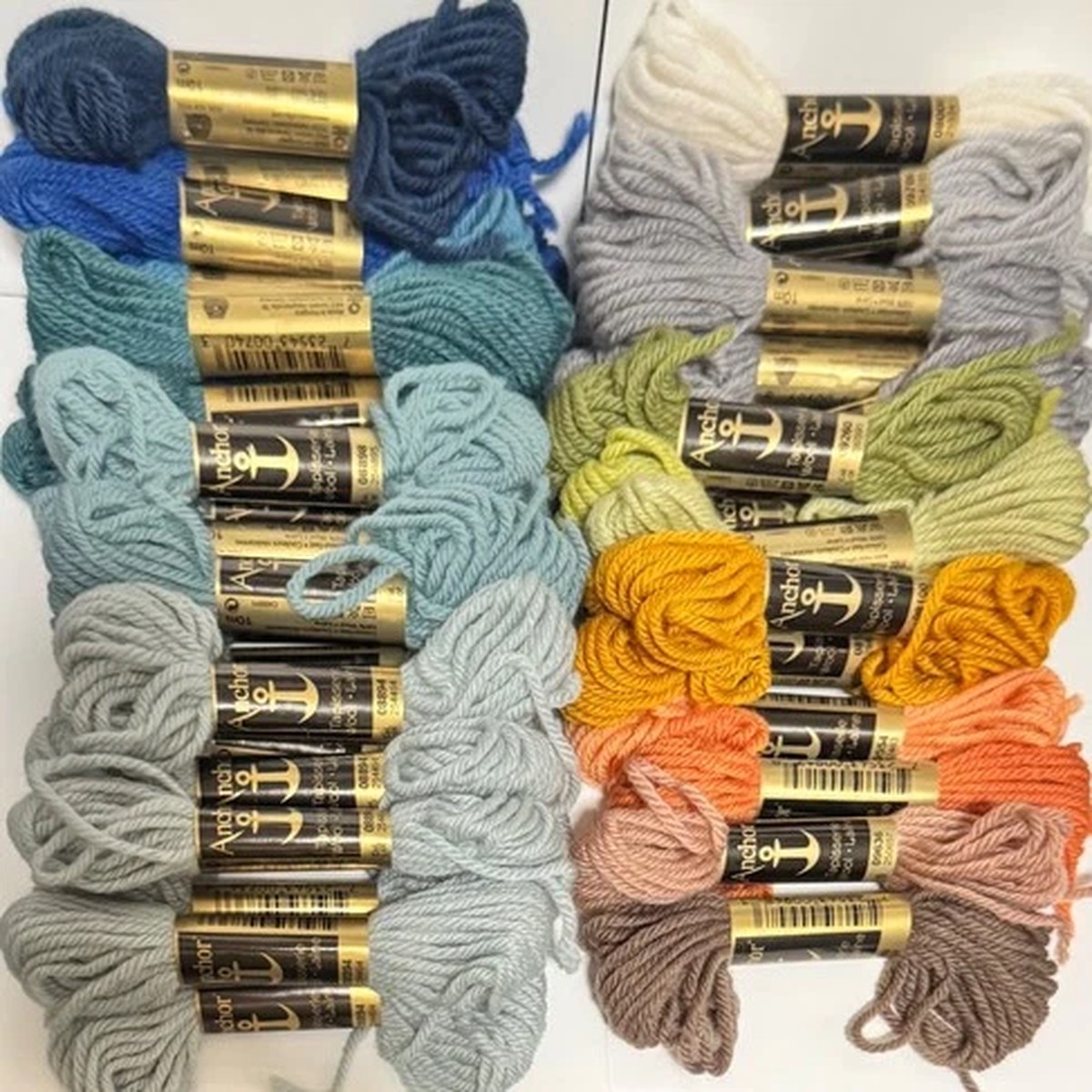 41-skeins-of-anchor-tapisserie-10m-100-wool-yarn-embroidery-needlepoint