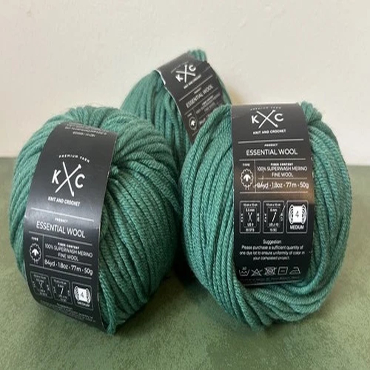 k-c-essential-yarn-100-superwash-merino-fine-wool-peacock-feather-3-skeins