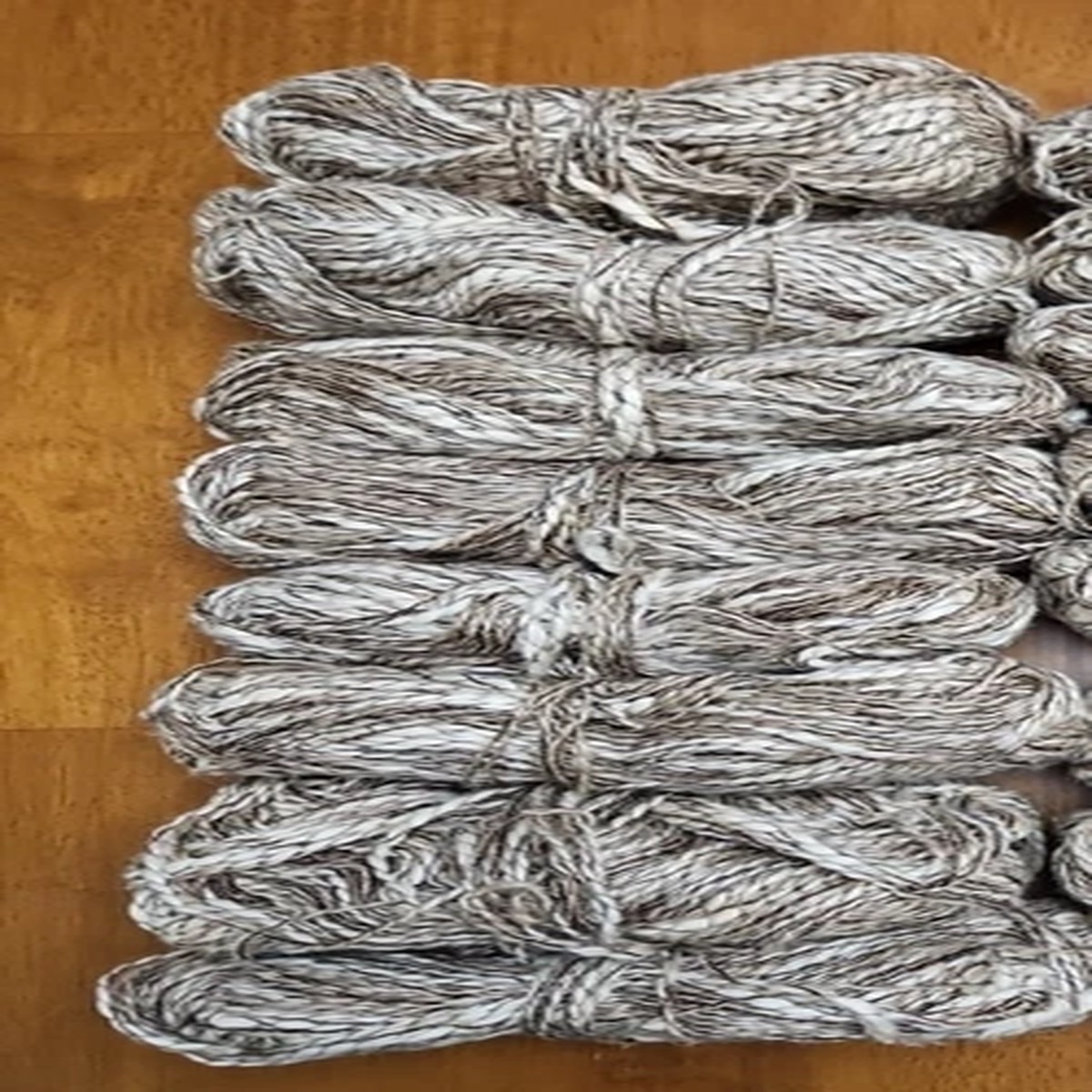 lot-of-8-skeins-of-rustic-slub-textured-yarn-natural-brown-color-blend
