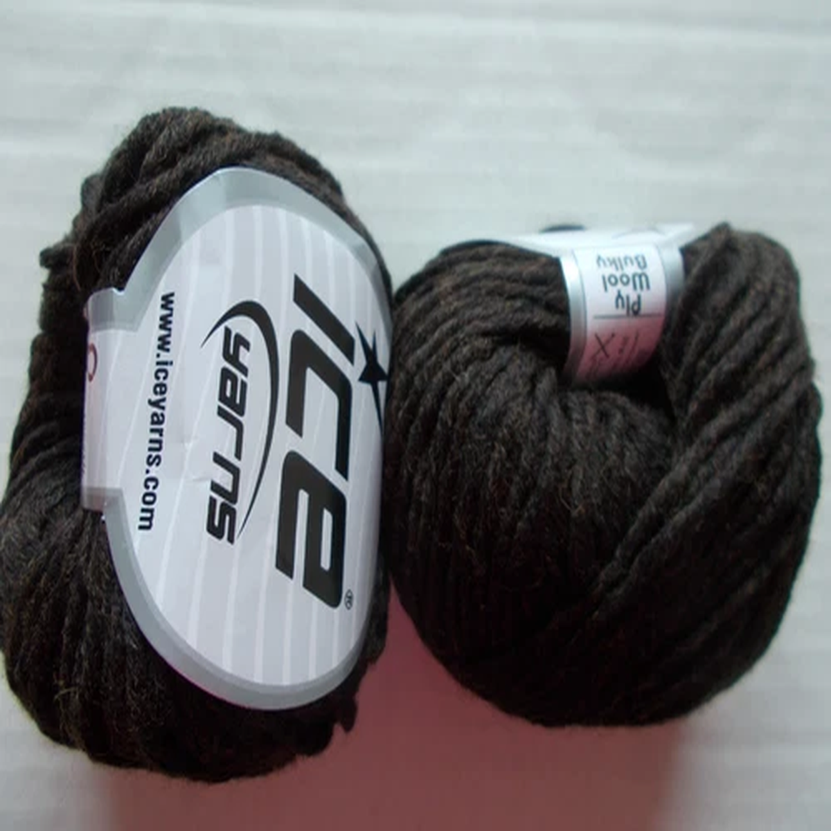 ice-yarns-ply-wool-bulky-wool-blend-yarn-dark-brown-lot-of-2-55-yds-ea