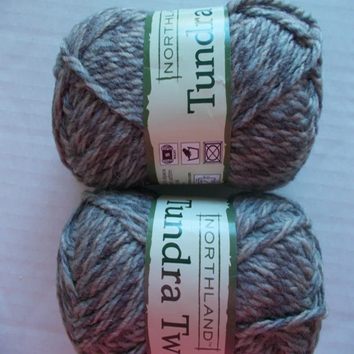 northland-tundra-twist-wool-blend-bulky-yarn-fieldstone-lot-of-2-54-yds-ea