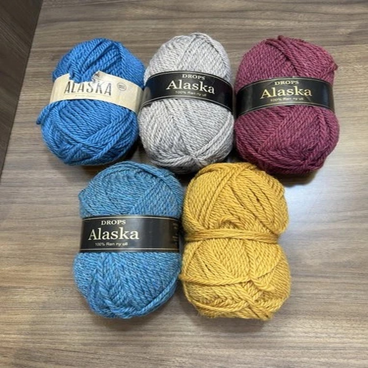 drops-alaska-yarn-5-color-100-wool-50gr-75m-ea-set-of-5