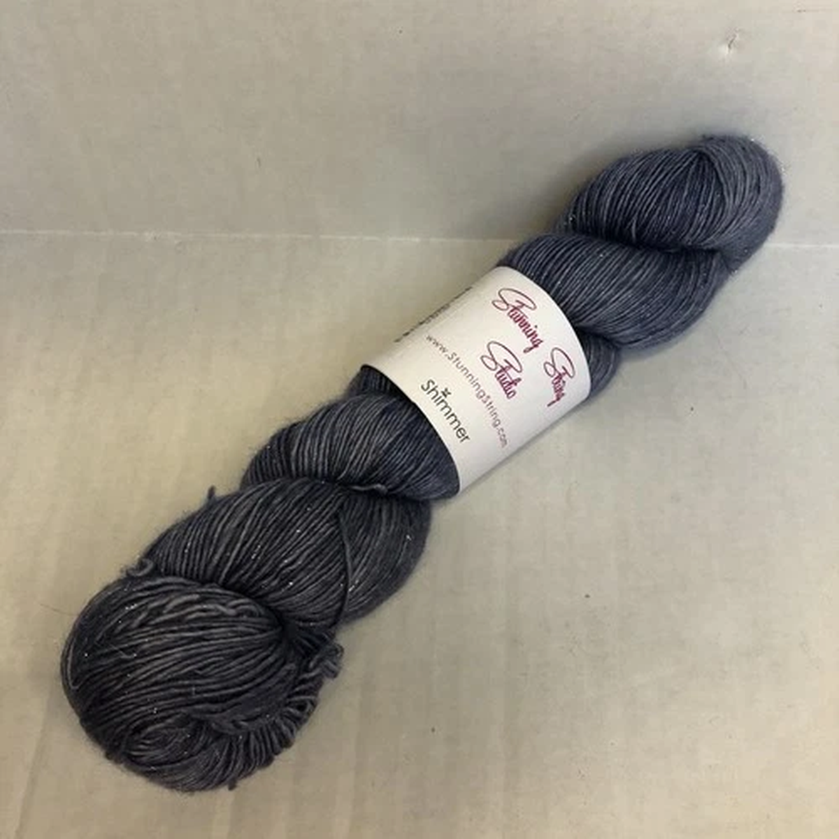 stunning-string-studio-shimmer-95-sw-merino-5-stellina-400-yds-first-frost
