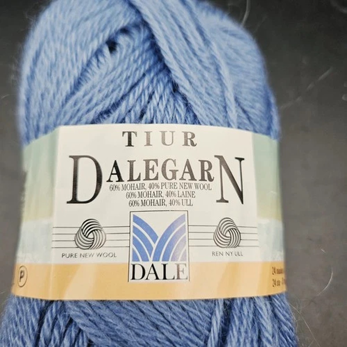 dalegarn-tiur-10-skeins-60-mohair-40-pure-new-wool-light-powder-blue