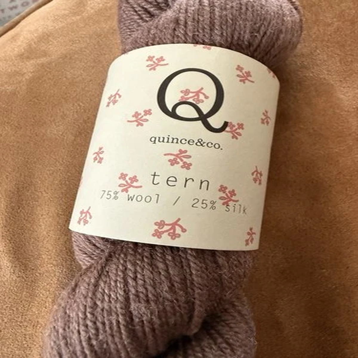quince-co-lark-75-wool-25-silk-yarn-driftwood