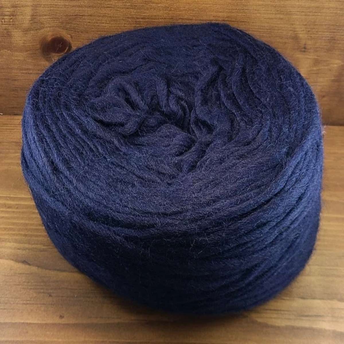 handspun-canadian-wool-yarn-1-ply-700g-24oz-navy-blue