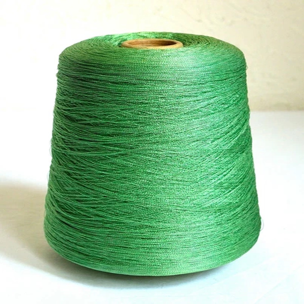 italian-100-viscose-yarns-1-63-lb-740-grams-cone