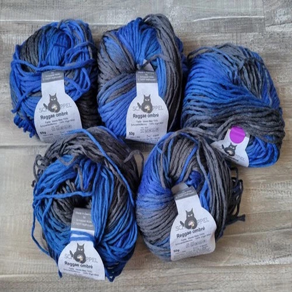 schoppel-reggae-ombre-yarn-lot-of-5-blue-black-100-merino-wool-medium