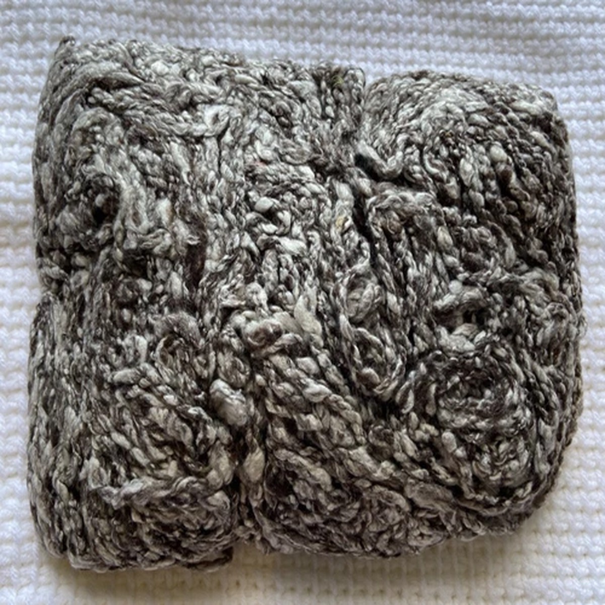 bulky-marled-brown-cream-boucle-yarn-skein-3-2-oz-textured-knit-crochet