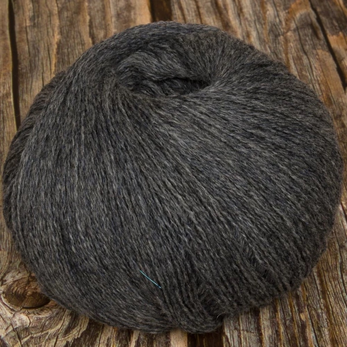 merino-lace-yarn-dyed-dark-grey-50g-400m-2-ply-wool-knitting-crochet-weaving