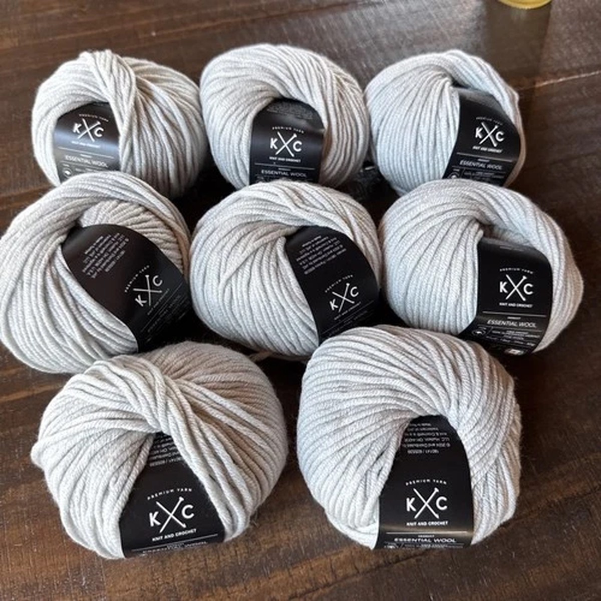kc-100-superwash-merino-fine-wool-pale-gray-lot-of-8-skeins