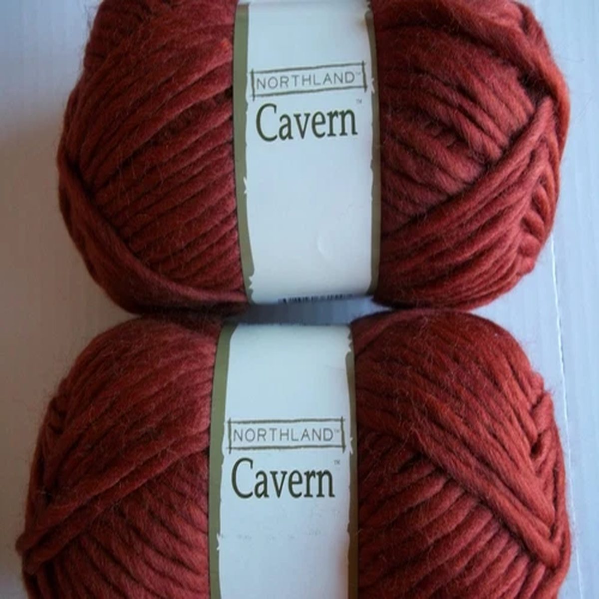 northland-cavern-bulky-wool-blend-roving-yarn-lava-brown-lot-of-2-78-yds-ea