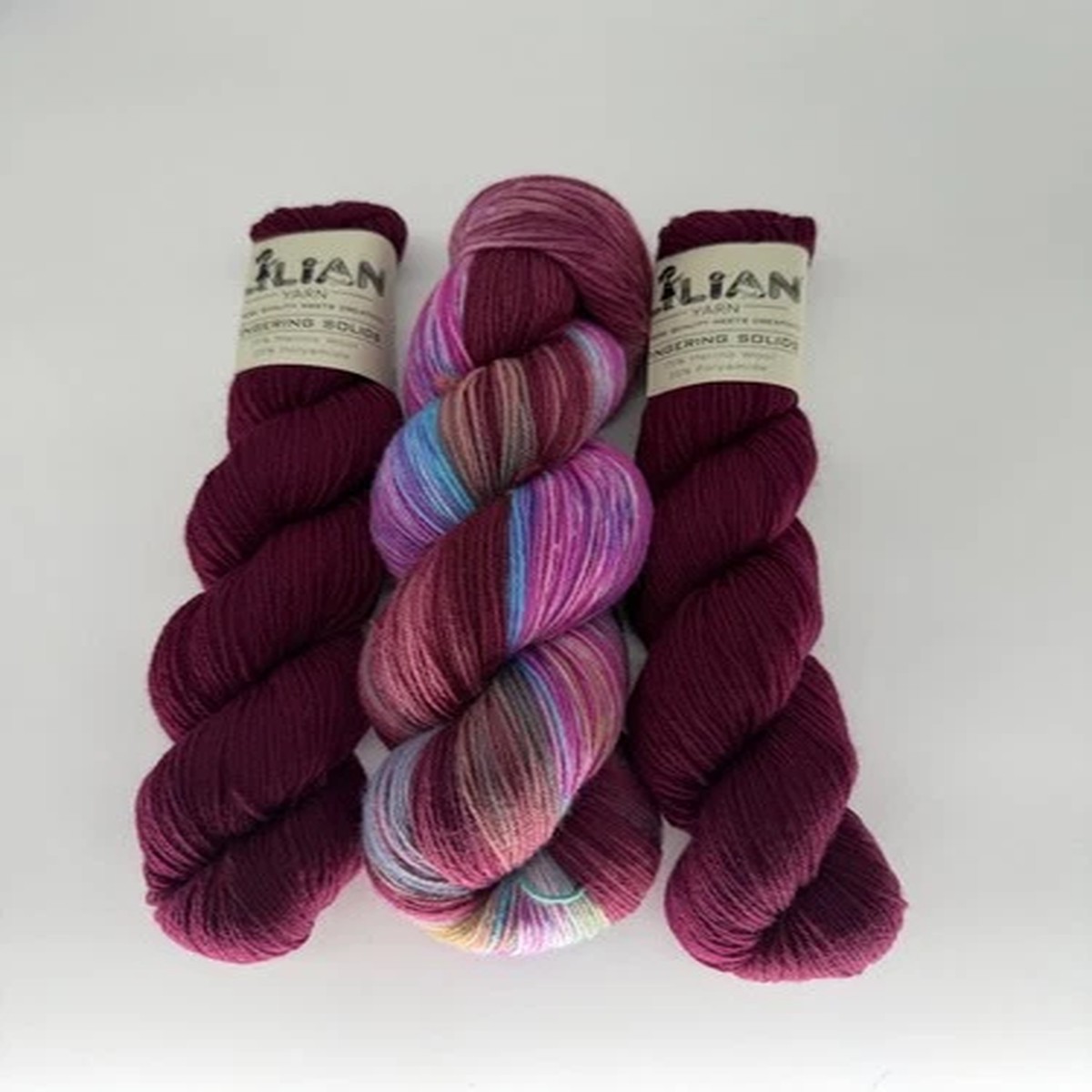 lilian-yarn-hand-dyed-set-variegated-merino-nylon-sw-fingering-sock-burgundy