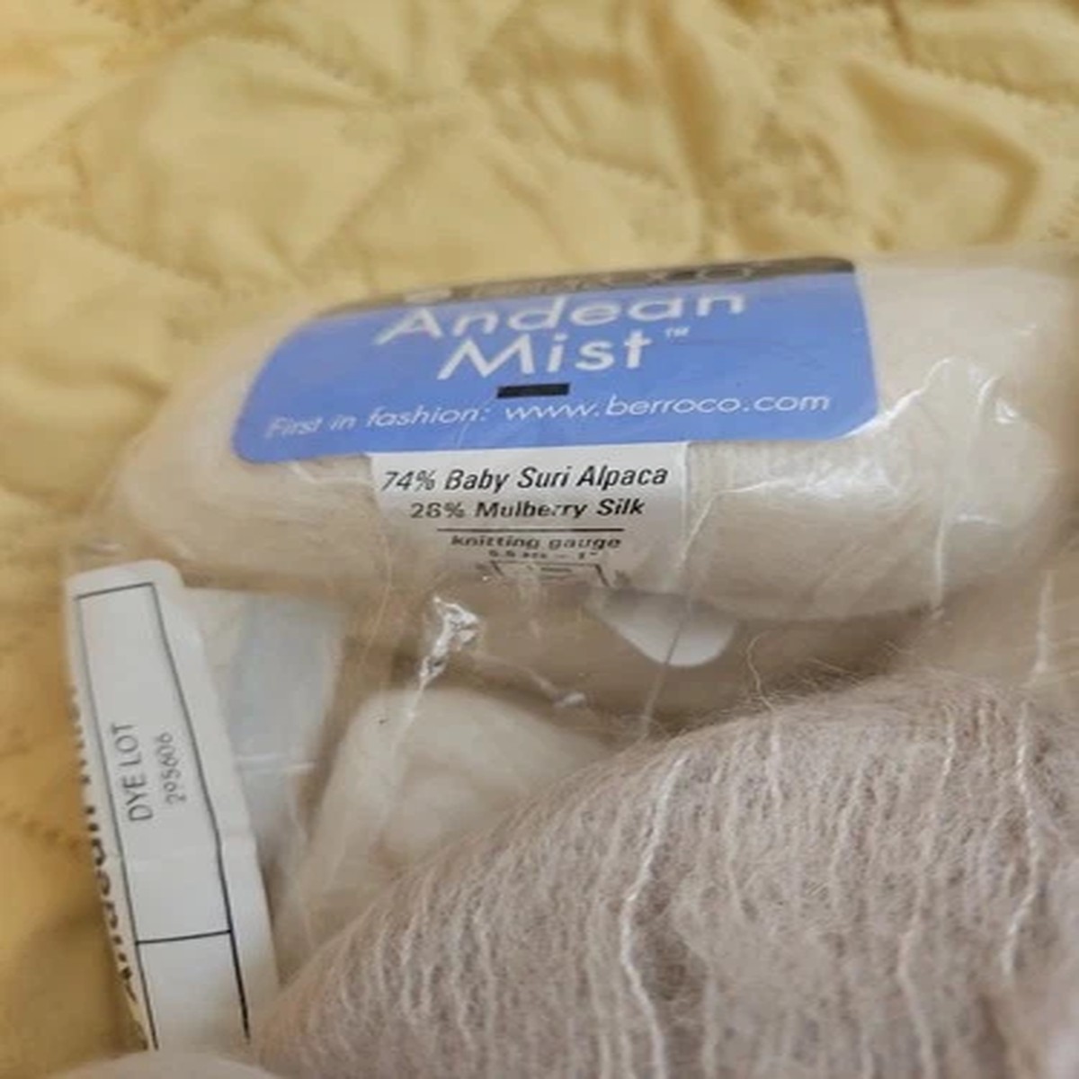 10-hanks-berocco-andean-mist-alpaca-mulberry-silk-yarn-50g-black-white-ecru