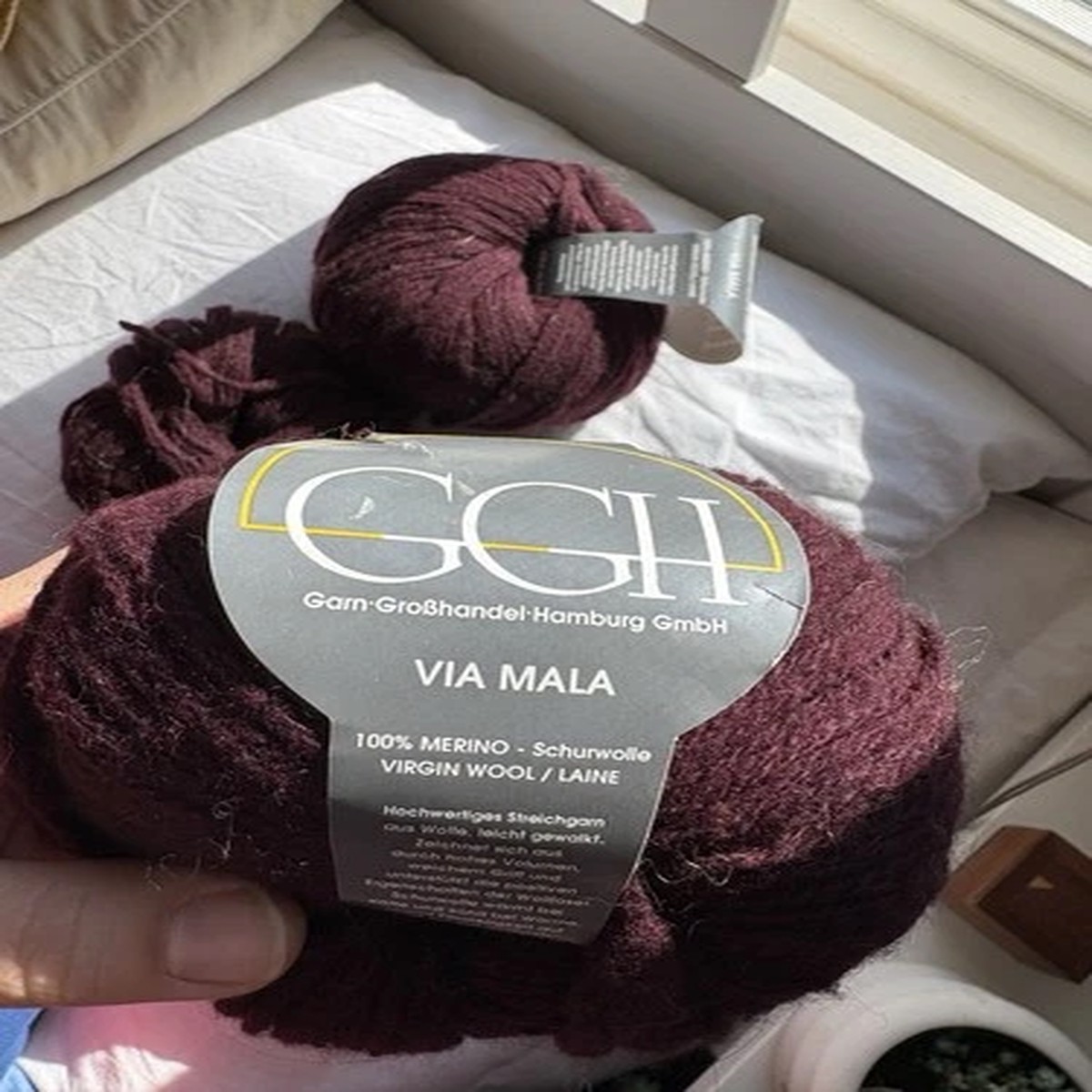 3-skeins-ggh-via-mala-100-merino-wool-yarn-burgundy-color