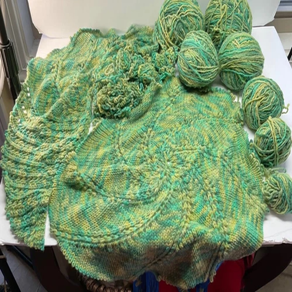 lucci-yarns-handdyedmerino-wool-lot-of-frogged-balls-project-startsdesigner